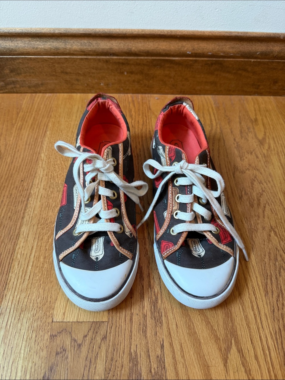 COACH Barrett Hangtag Print Sneakers Women 8M Brown Orange Canvas Leather A1064 - Picture 3 of 13